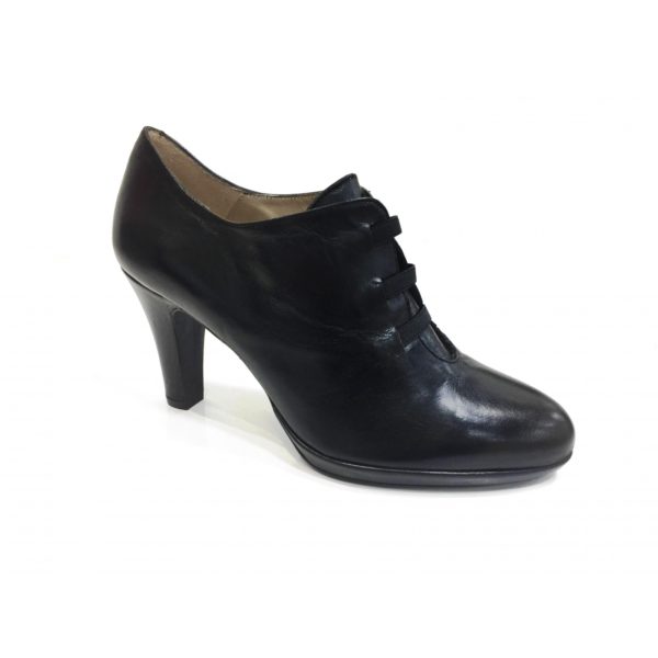 Low boots online noir